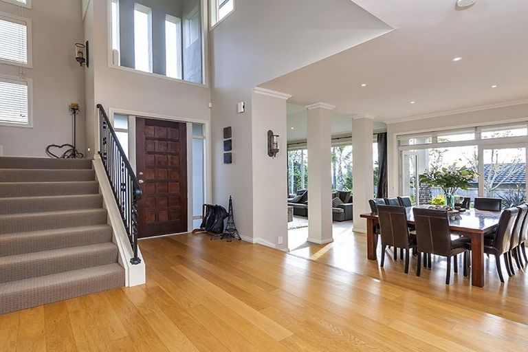 Photo of property in 14 Armstrong Farm Drive, East Tamaki Heights, Auckland, 2016