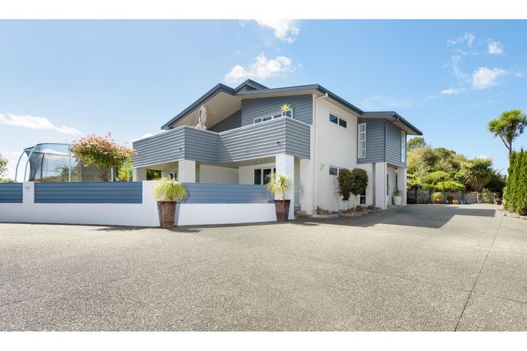 Photo of property in 15 Parnwell Place, Ohauiti, Tauranga, 3112