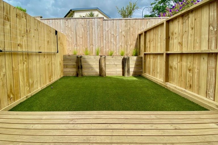 Photo of property in 38/125b Metcalfe Road, Ranui, Auckland, 0612