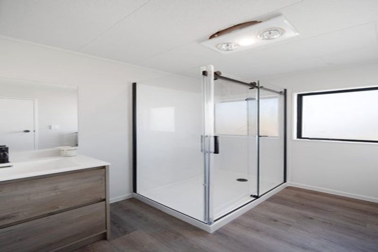 Photo of property in 1/155a Finlayson Avenue, Clendon Park, Auckland, 2103