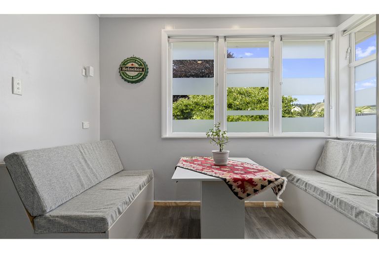 Photo of property in 96 Thames Road, Paeroa, 3600