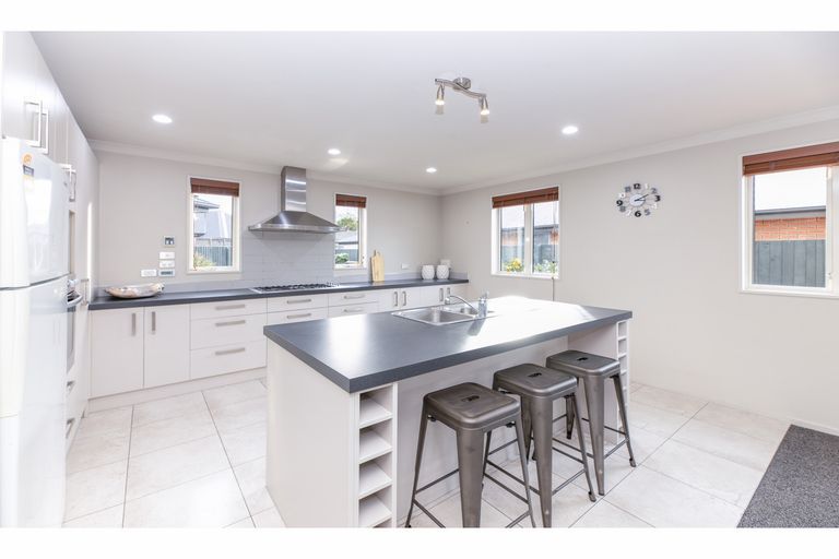 Photo of property in 692a Avonside Drive, Avonside, Christchurch, 8061