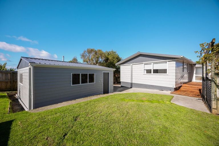 Photo of property in 21 Snells Beach Road, Snells Beach, 0920