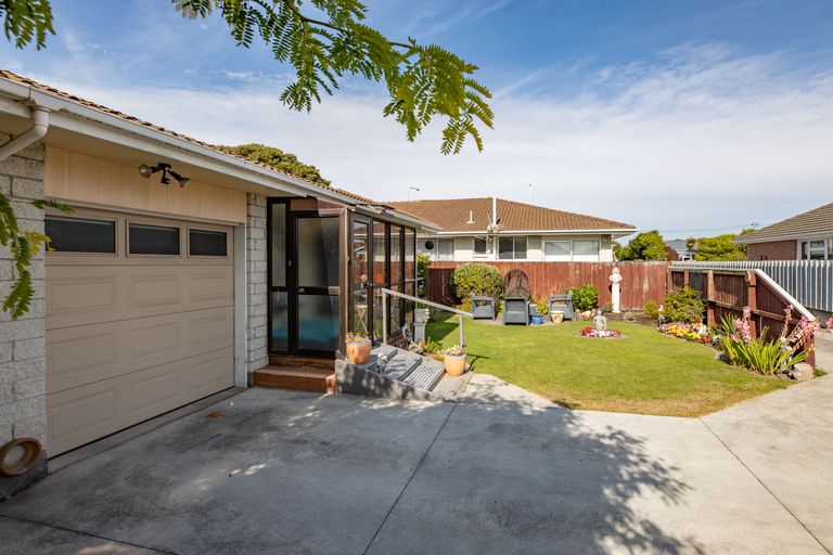 Photo of property in 3/171 Shaw Avenue, New Brighton, Christchurch, 8083