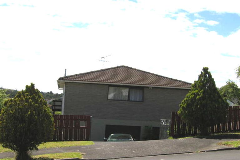 Photo of property in 9 Dianthus Place, Browns Bay, Auckland, 0630