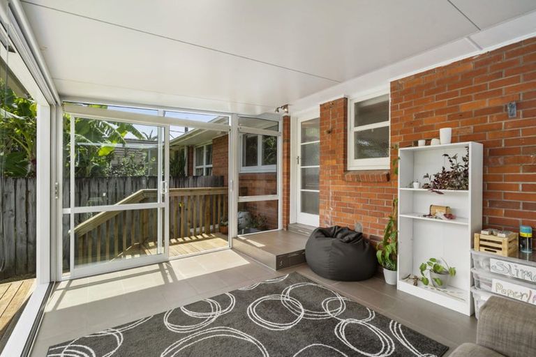 Photo of property in 2/63 Killarney Street, Takapuna, Auckland, 0622