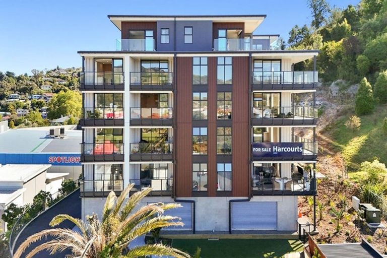 Photo of property in 71 Haven Road, Nelson, 7010