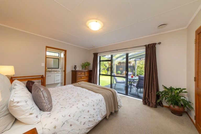 Photo of property in 9 Delta Place, Milson, Palmerston North, 4414