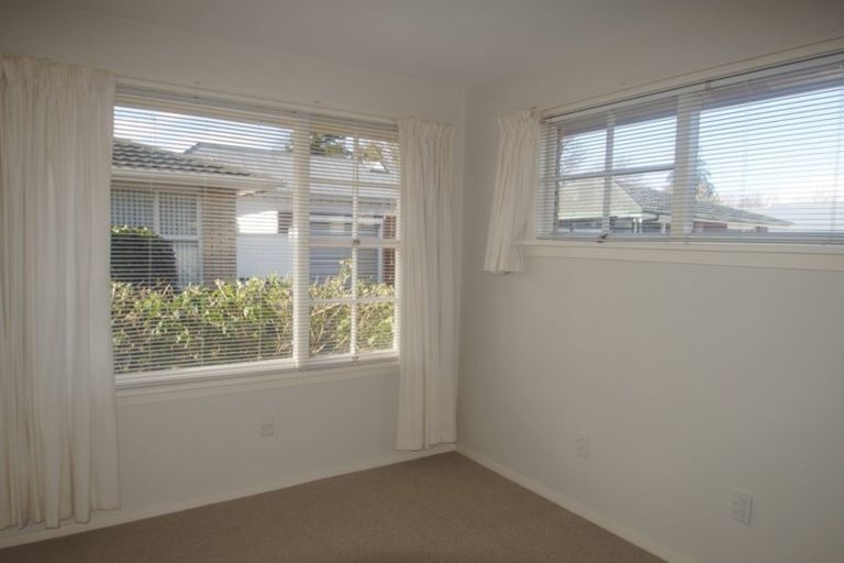 Photo of property in 1/186 Blighs Road, Strowan, Christchurch, 8052