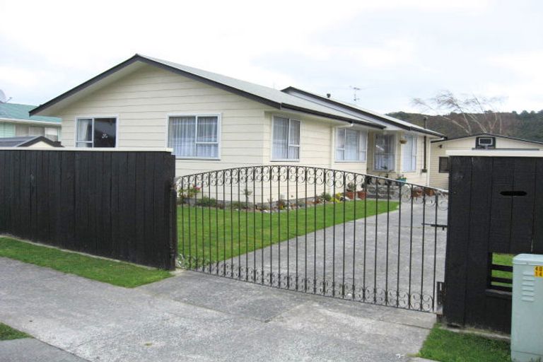 Photo of property in 9 Belgrave Street, Wainuiomata, Lower Hutt, 5014