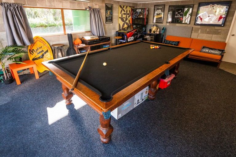 Photo of property in 2050 Ngunguru Road, Ngunguru, Whangarei, 0173
