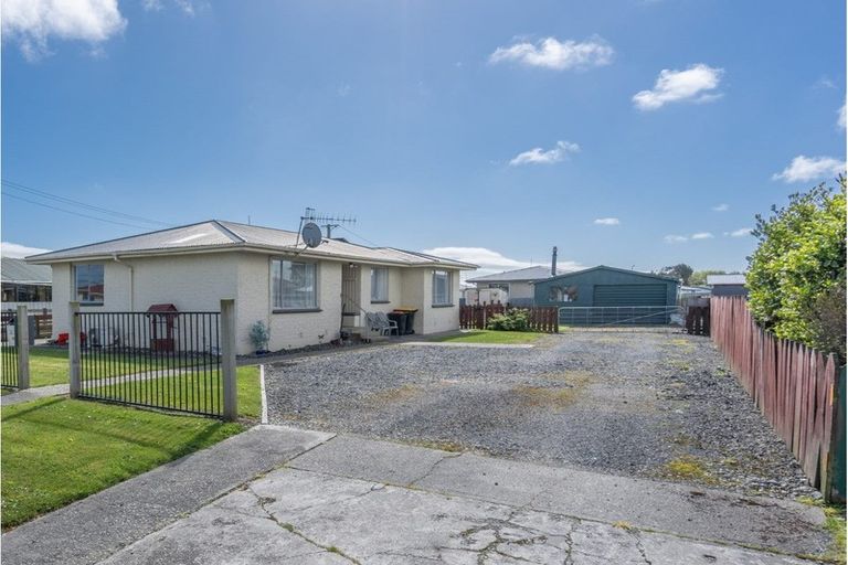 Photo of property in 26 Hyde Street, Clifton, Invercargill, 9812