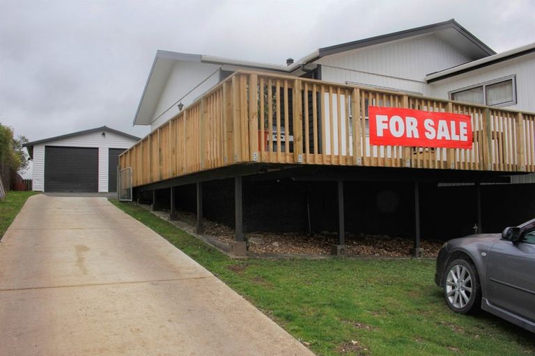 Photo of property in 28 Bickerstaffe Road, Maungaturoto, 0520