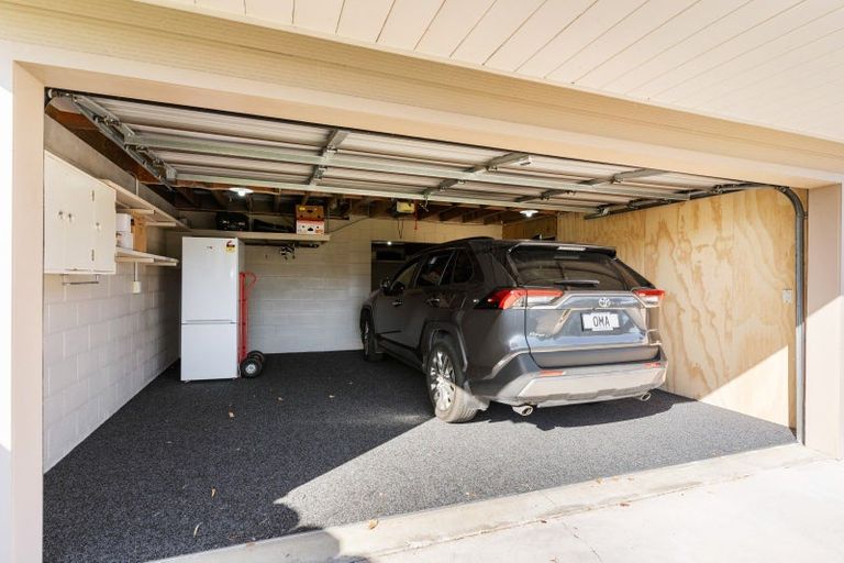 Photo of property in 121 Bruce Wallace Place, Whangamata, 3620