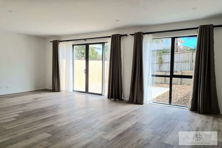 Photo of property in 252 Jack Lachlan Drive, Beachlands, Auckland, 2018