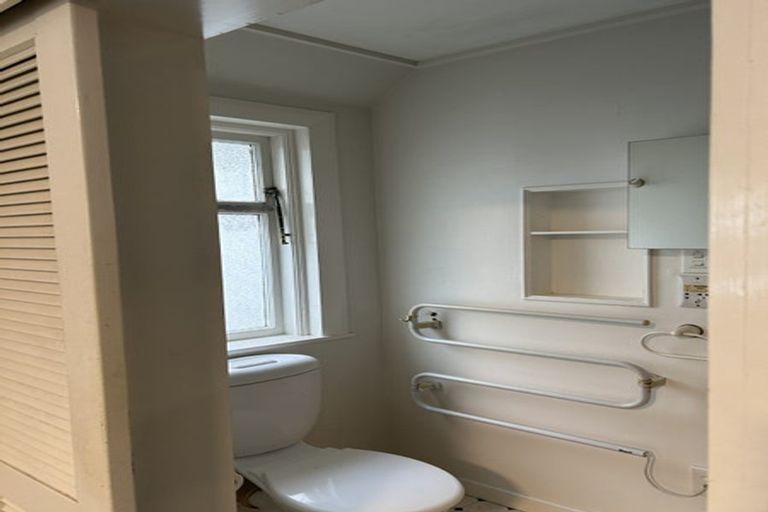 Photo of property in 298 The Terrace, Te Aro, Wellington, 6011