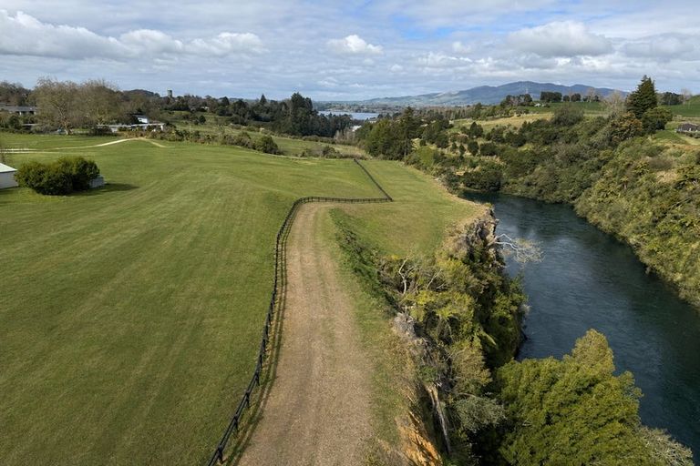 Photo of property in 2 Hydro Road, Edgecumbe, 3120