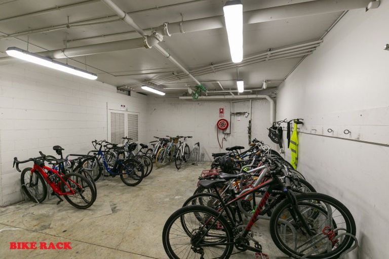 Photo of property in The Capital, 23/370 Oriental Parade, Oriental Bay, Wellington, 6011