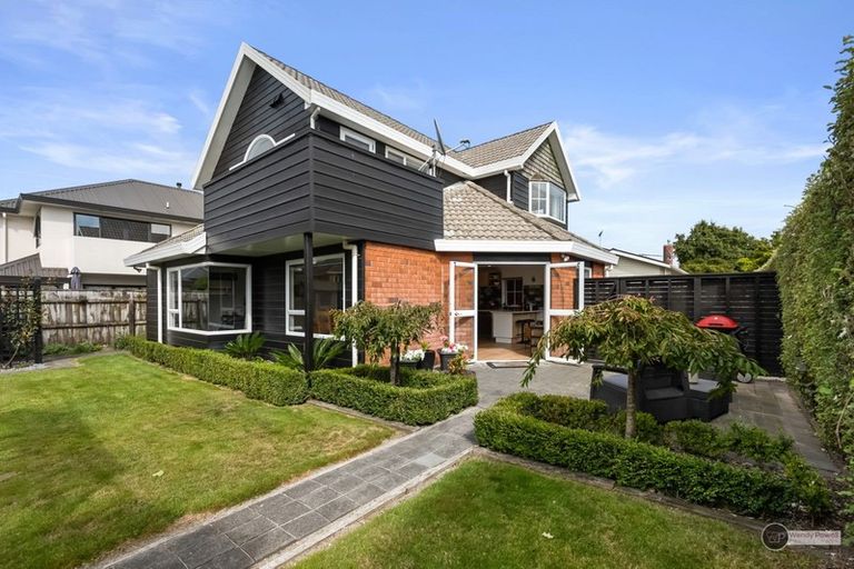 Photo of property in 10a Kauri Street, Woburn, Lower Hutt, 5011