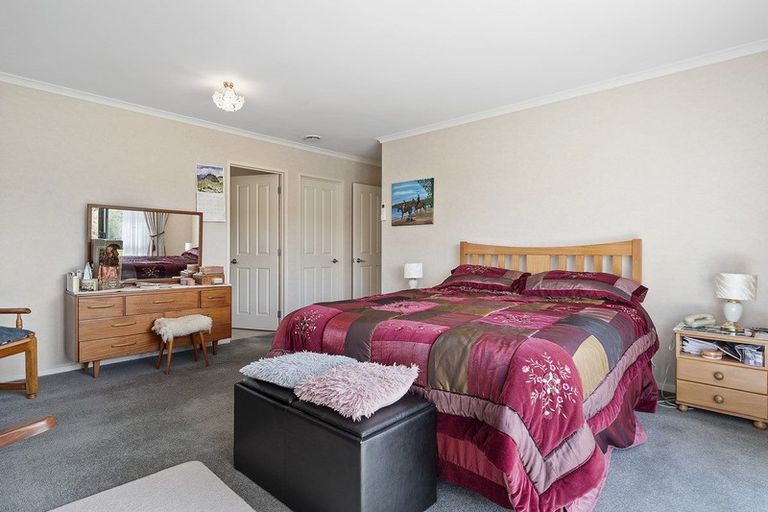 Photo of property in 36 Madison Street, Cambridge, 3434