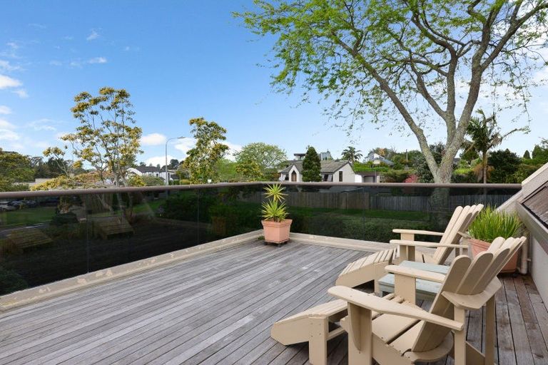 Photo of property in 66 Saint Andrews Terrace, St Andrews, Hamilton, 3200