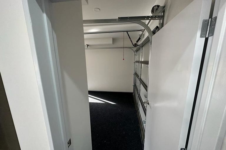Photo of property in 6 Nagra Lane, Papakura, 2110