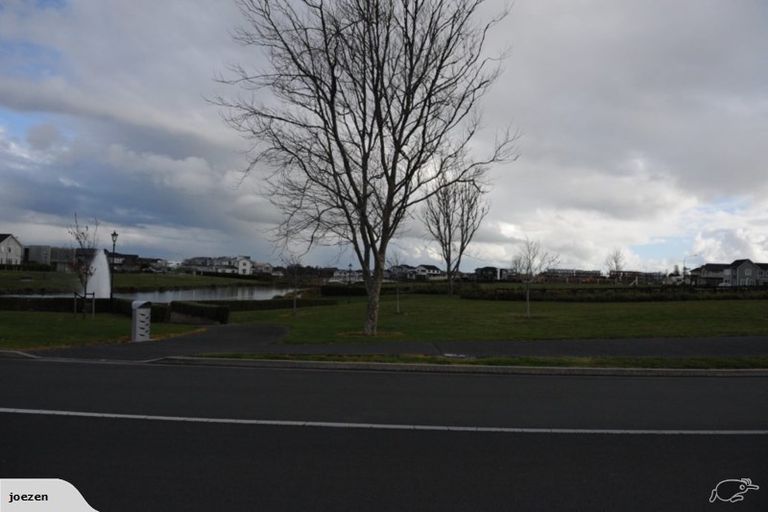 Photo of property in 11 Fountain Avenue, Karaka, Papakura, 2113