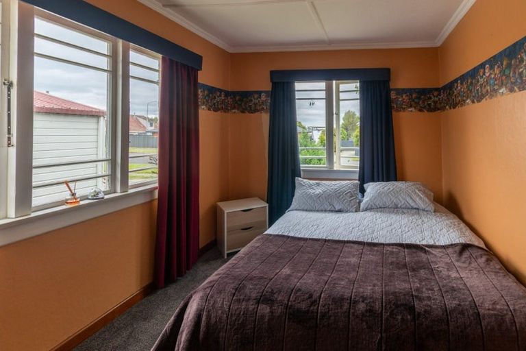 Photo of property in 9 Dyson Street, Strathern, Invercargill, 9812