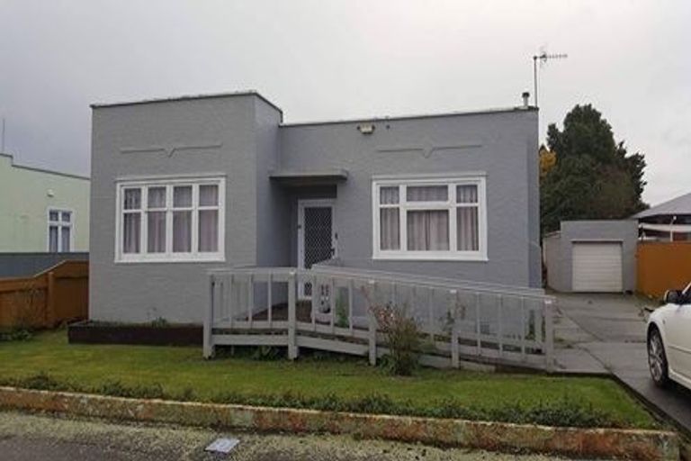 Photo of property in 33 Rewa Street, Takaro, Palmerston North, 4412