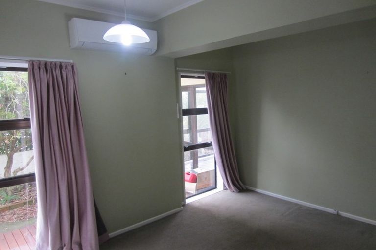 Photo of property in 14a Glenamoy Crescent, Johnsonville, Wellington, 6037