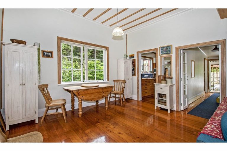 Photo of property in 106 Trounson Park Road, Kaihu, Dargaville, 0379