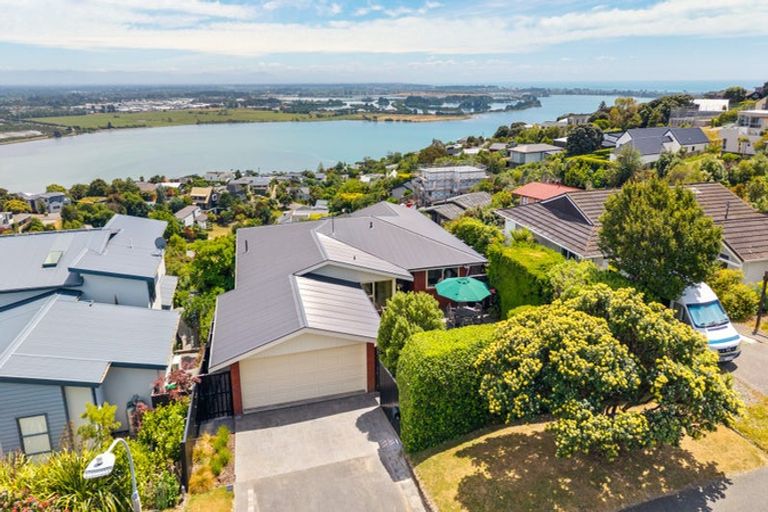 Photo of property in 11 Michael Avenue, Mount Pleasant, Christchurch, 8081