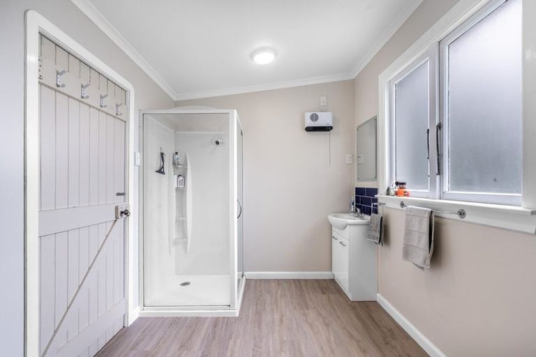 Photo of property in 12 Afton Street, Gore, 9710