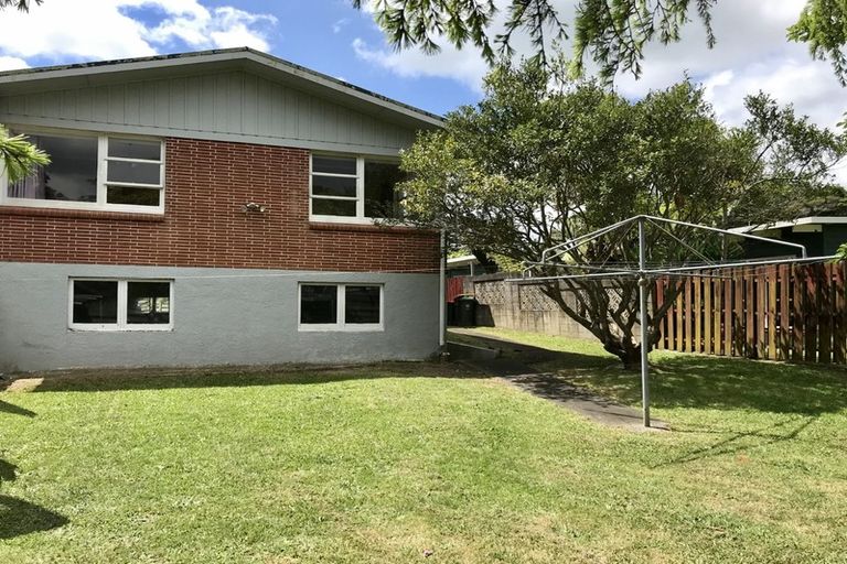 Photo of property in 71 Lawrence Crescent, Hillpark, Auckland, 2102
