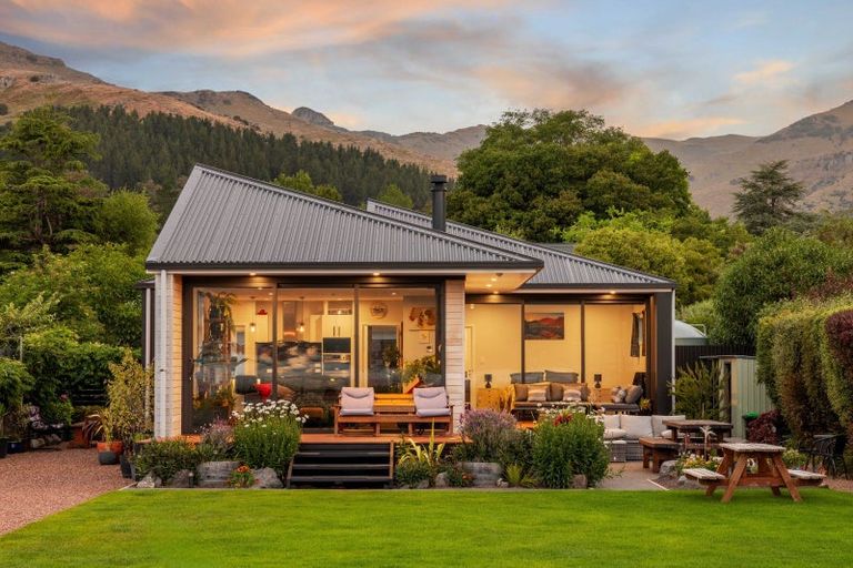 Photo of property in 4 Camp Bay Road, Purau, Diamond Harbour, 8972