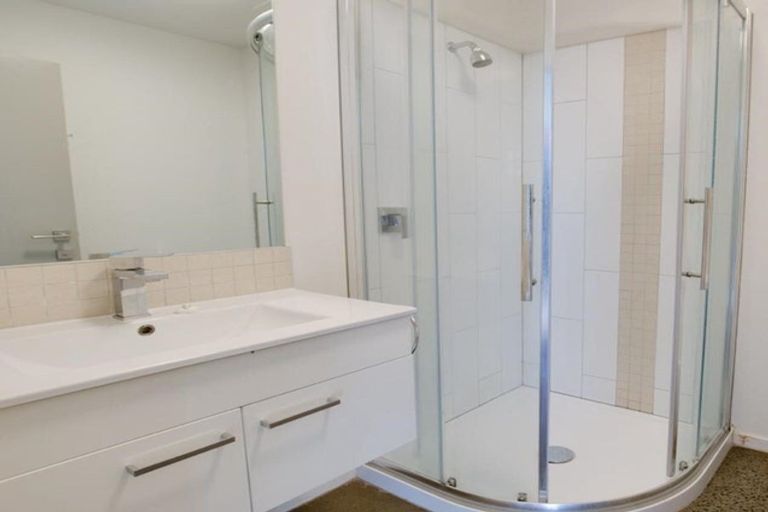 Photo of property in 33 Karo Drive, Te Aro, Wellington, 6011