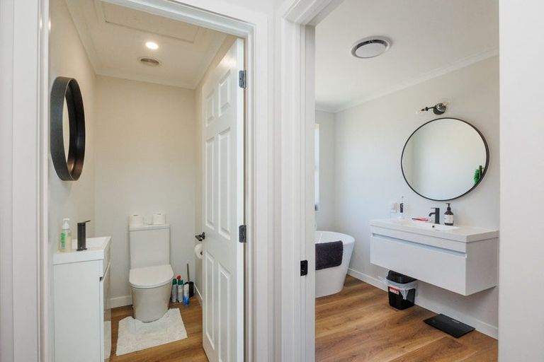 Photo of property in 72a Tutaenui Road, Marton, 4710