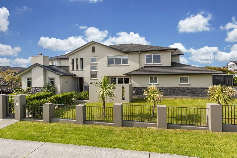 Photo of property in 14 Armstrong Farm Drive, East Tamaki Heights, Auckland, 2016
