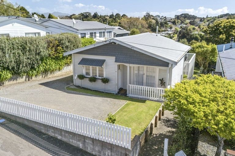 Photo of property in 44 Mill Road, Lower Vogeltown, New Plymouth, 4310