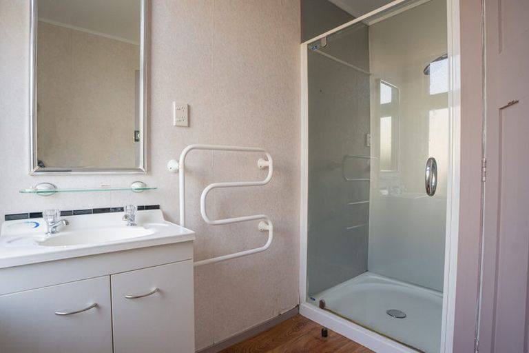 Photo of property in 19 Albany Street, Gore, 9710