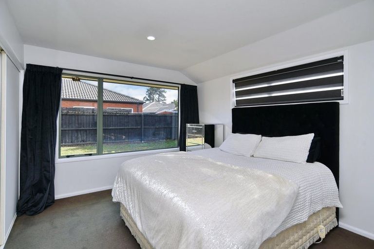 Photo of property in 1 Sandholm Close, North New Brighton, Christchurch, 8083