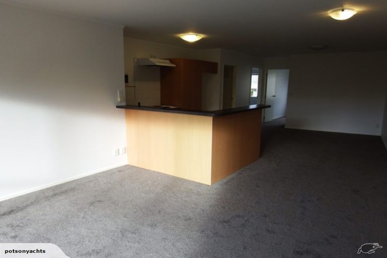 Photo of property in The Haven, 15/120 Beach Haven Road, Beach Haven, Auckland, 0626