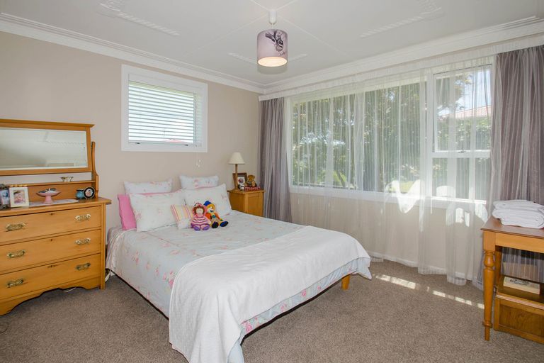 Photo of property in 17 Duff Place, Mosgiel, 9024