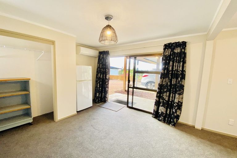 Photo of property in 243 Hobsonville Road, Hobsonville, Auckland, 0618