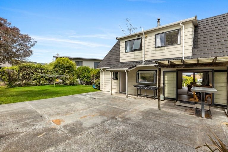 Photo of property in 40 Kotare Place, South Bay, Kaikoura, 7300