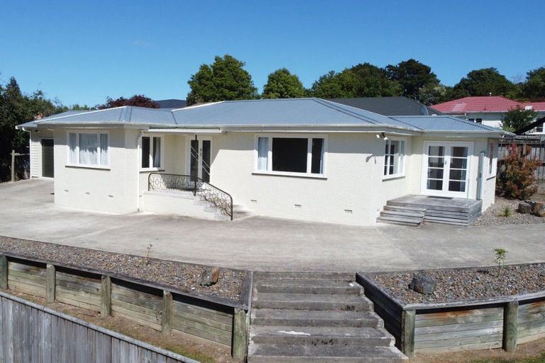 Photo of property in 31 Cole Street, Dannevirke, 4930