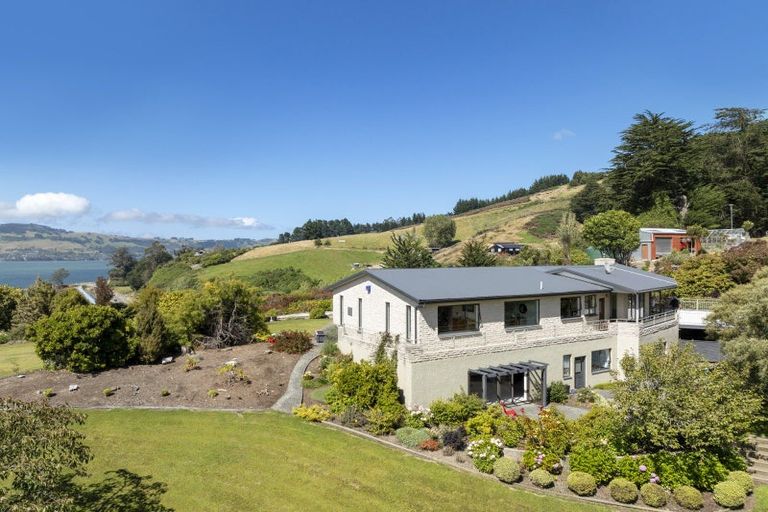 Photo of property in 33 Blanket Bay Road, Sawyers Bay, Port Chalmers, 9023