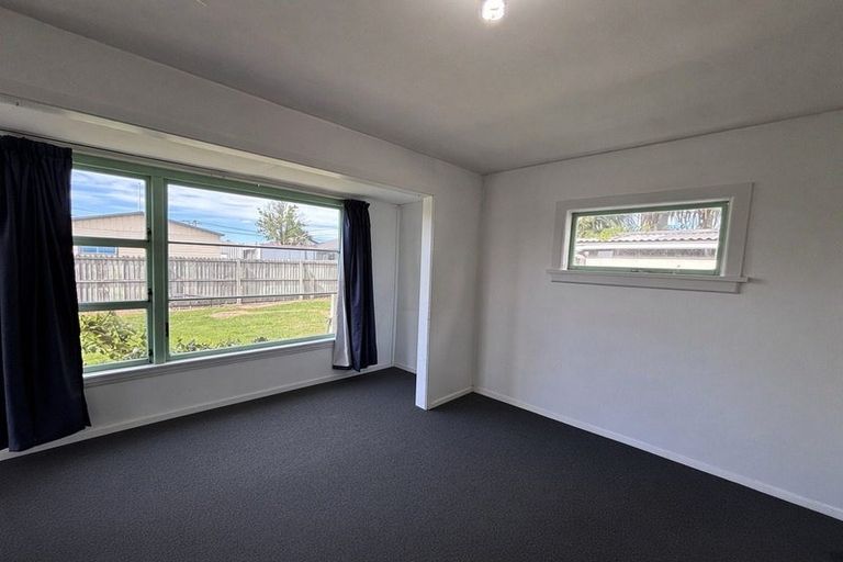 Photo of property in 75 Rowses Road, Aranui, Christchurch, 8061