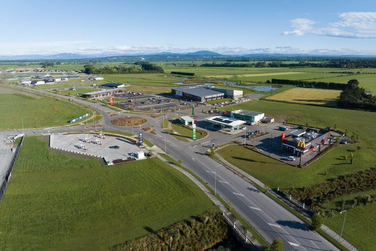 Photo of property in 69 Tara Crescent, Woodend, 7610