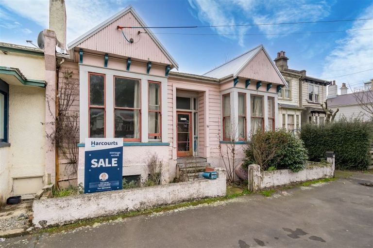 Photo of property in 52 Maitland Street, Dunedin Central, Dunedin, 9016